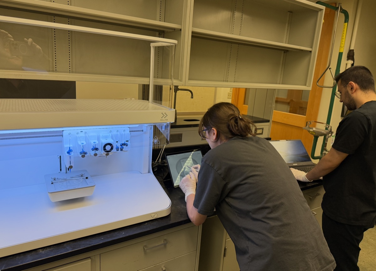 NanoBioMech Lab bioprinter training on the CELLINK Bio X6